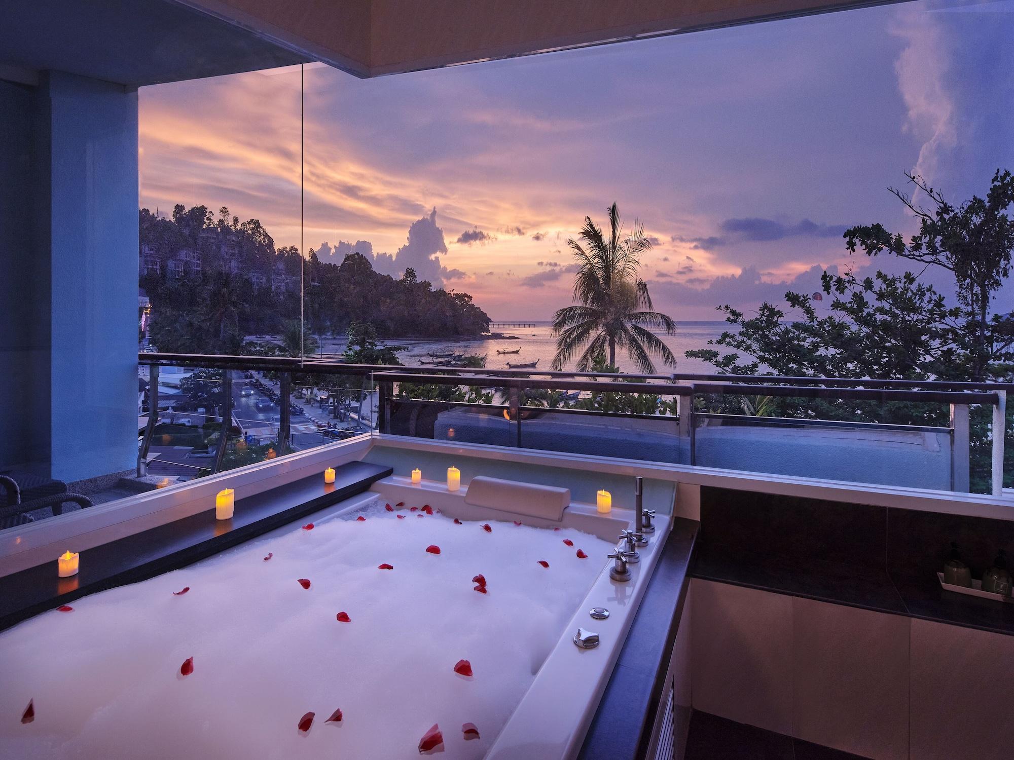 Homm Bliss Southbeach Patong Экстерьер фото