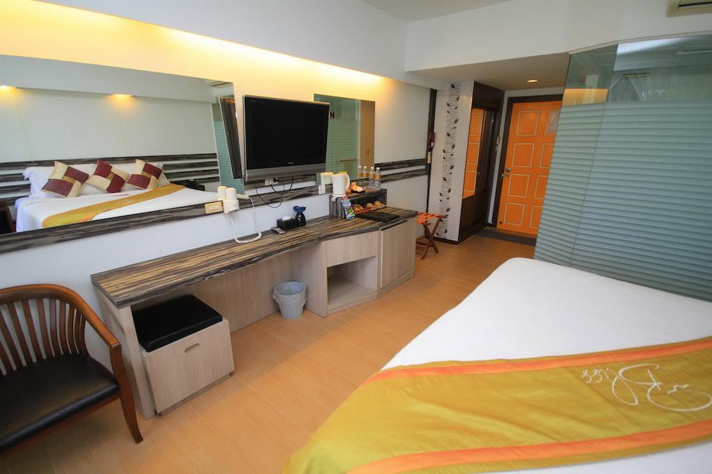 Homm Bliss Southbeach Patong Экстерьер фото